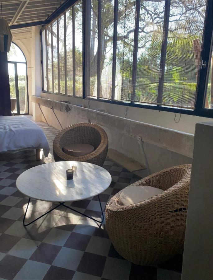ユゼ Manoir Des Sources Bed & Breakfast エクステリア 写真