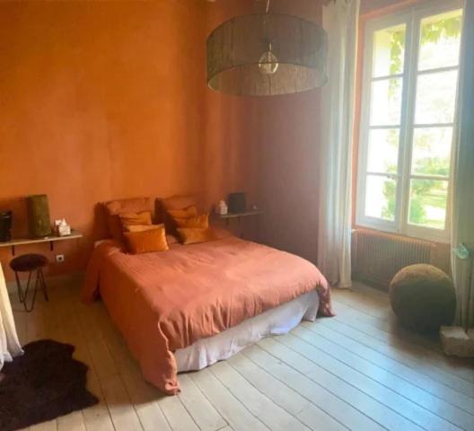 ユゼ Manoir Des Sources Bed & Breakfast エクステリア 写真